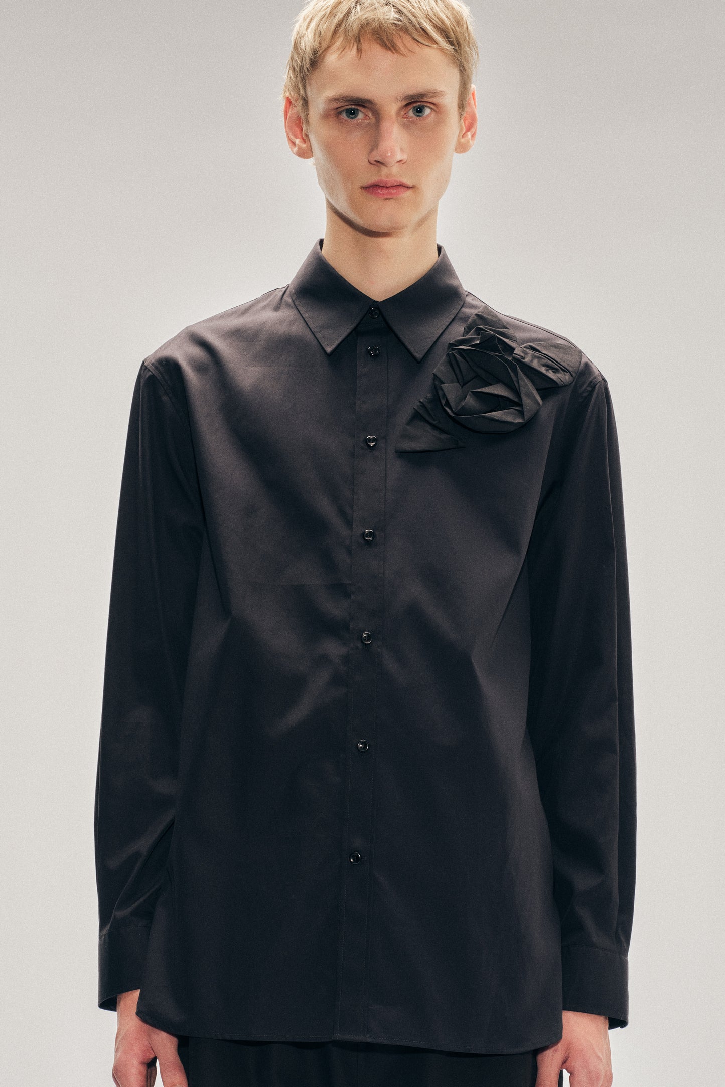 Pressed Rosette Easy Shirt