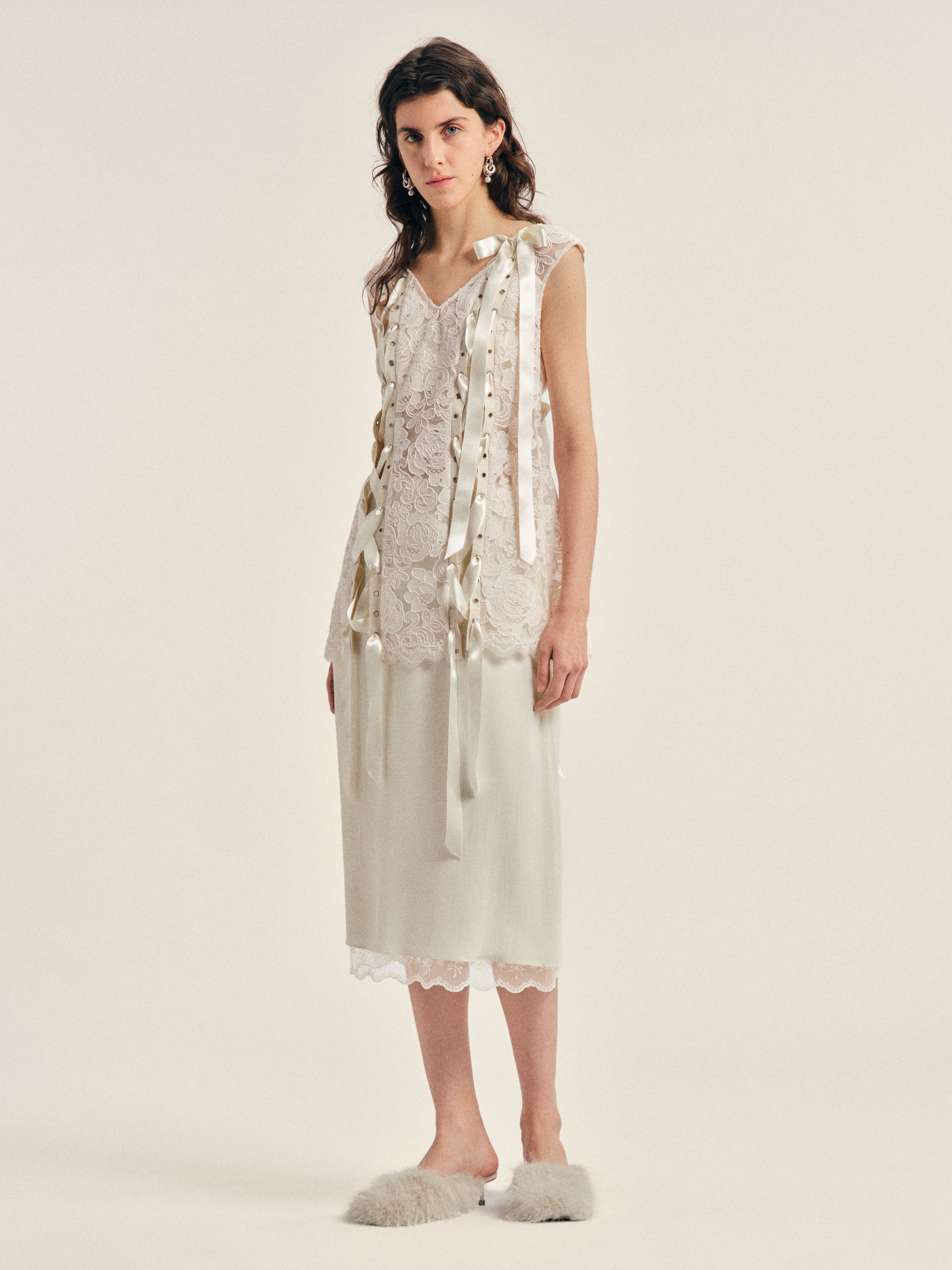 simone rocha シモーネロシャ リボン バレッタ Unraveling Ribbon Portrait Top – Simone Rocha US