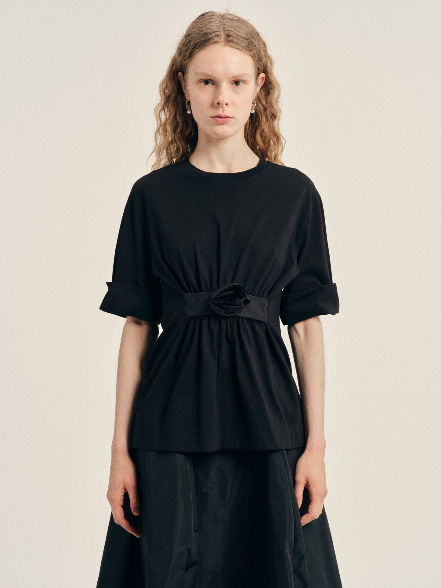 Gathered Rose Wire Sleeve Boy T-Shirt