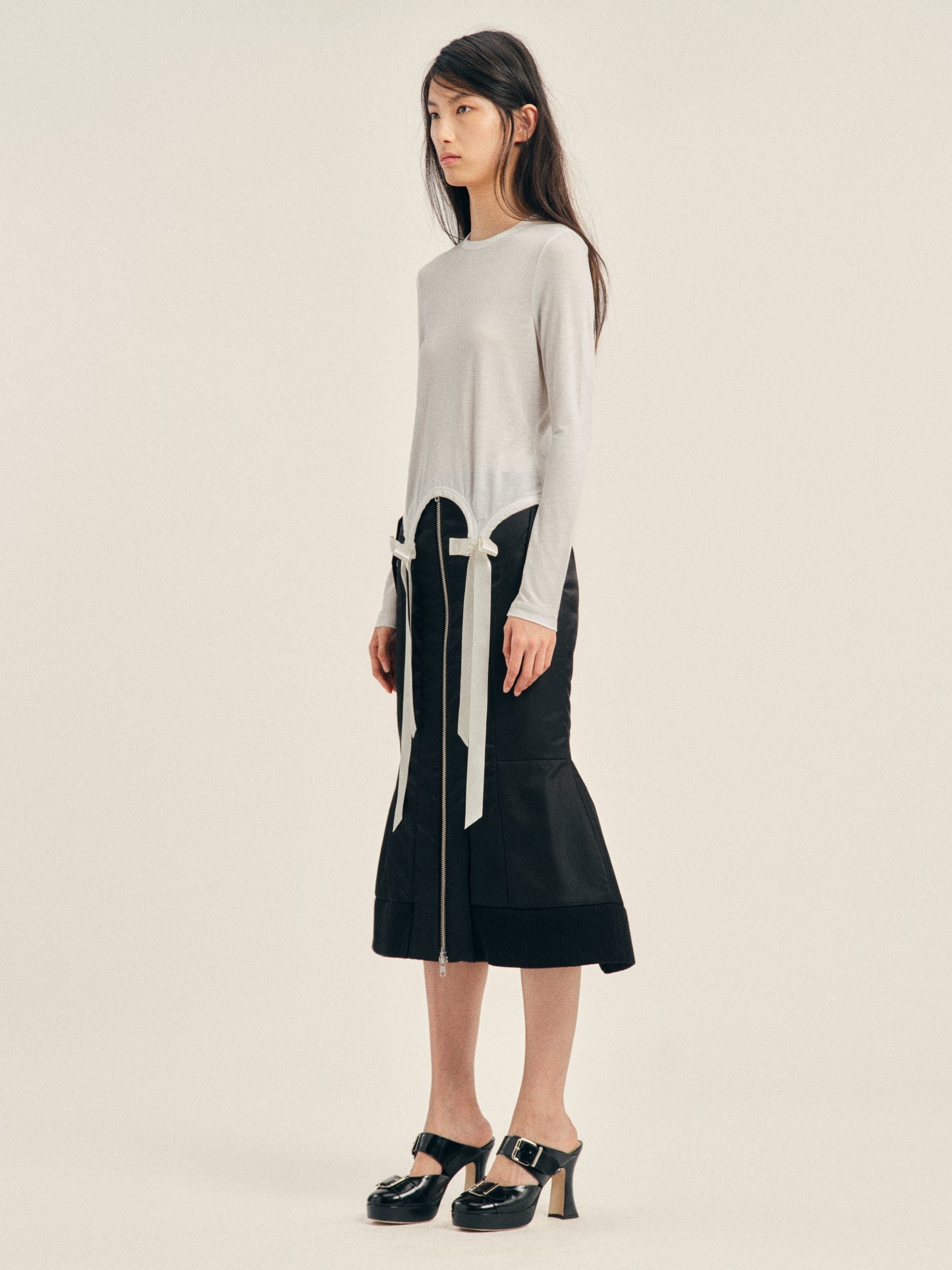 Bow Tail Easy Long Sleeve T-Shirt