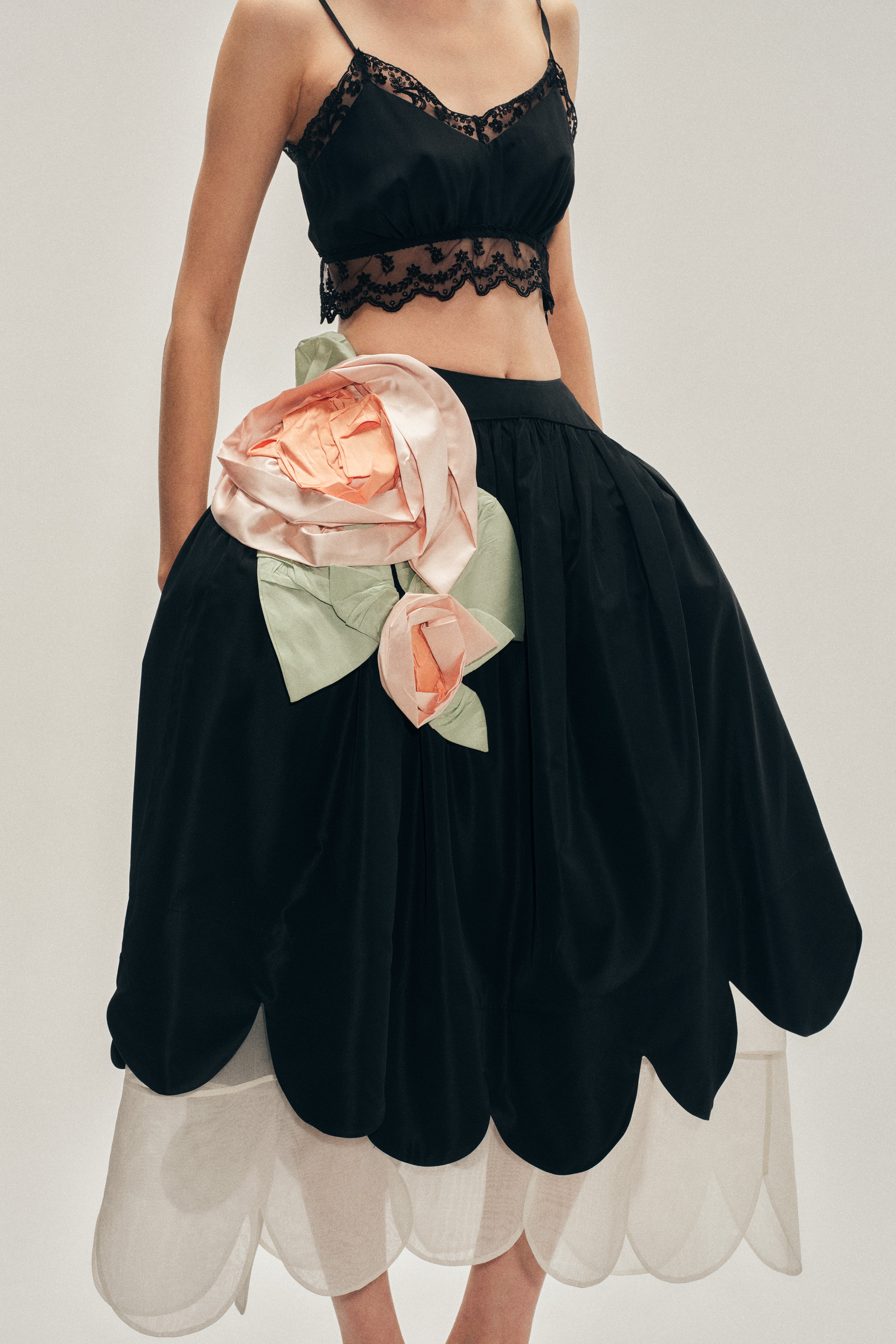 Pressed Rosette Petal Hem Basque Skirt – Simone Rocha US