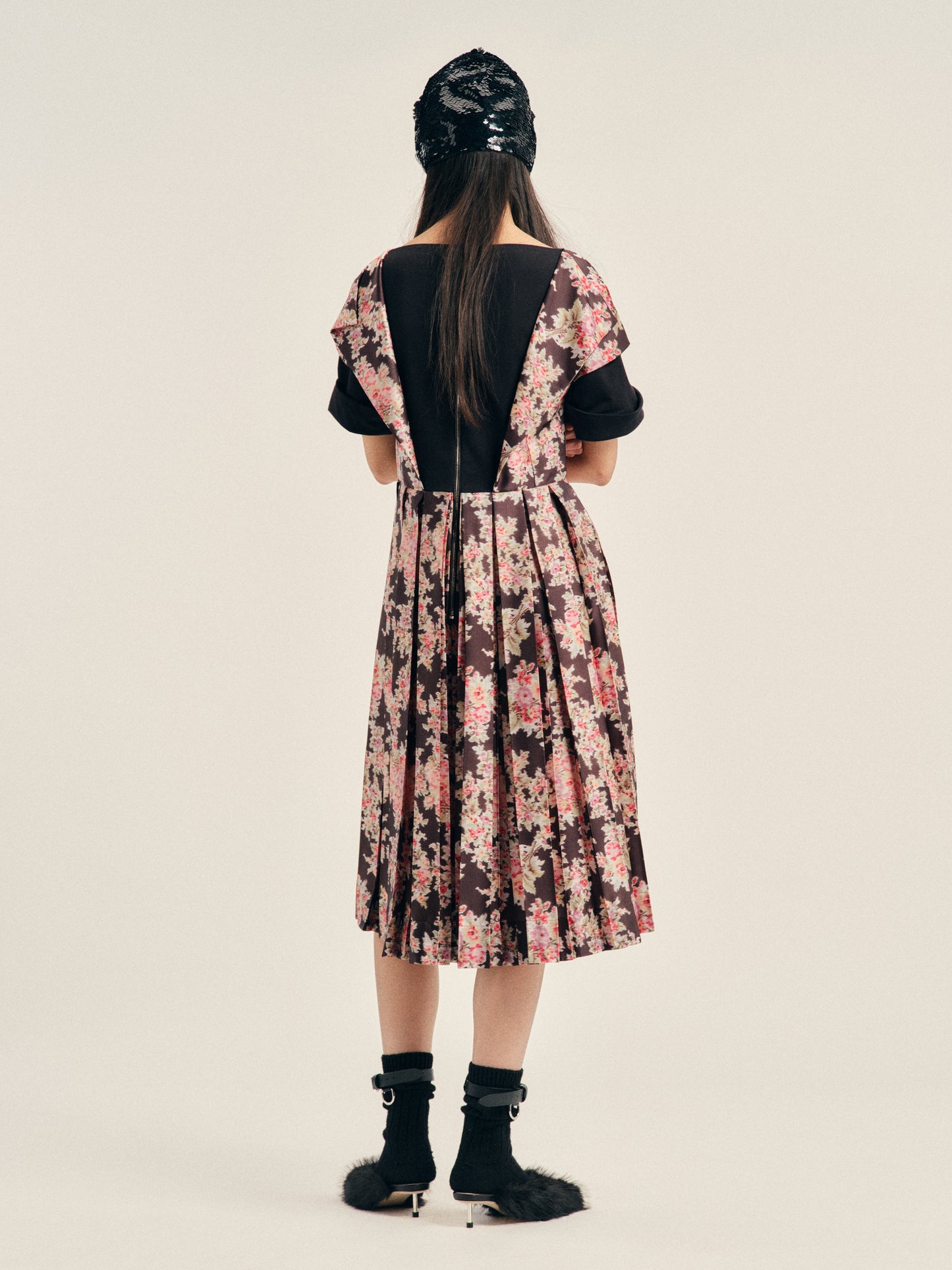 Pleated Patchwork Wire Sleeve Flare Dress