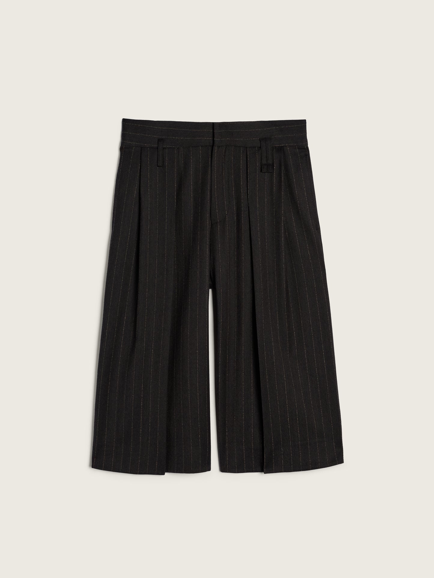Peeling Waist Wide Leg Shorts