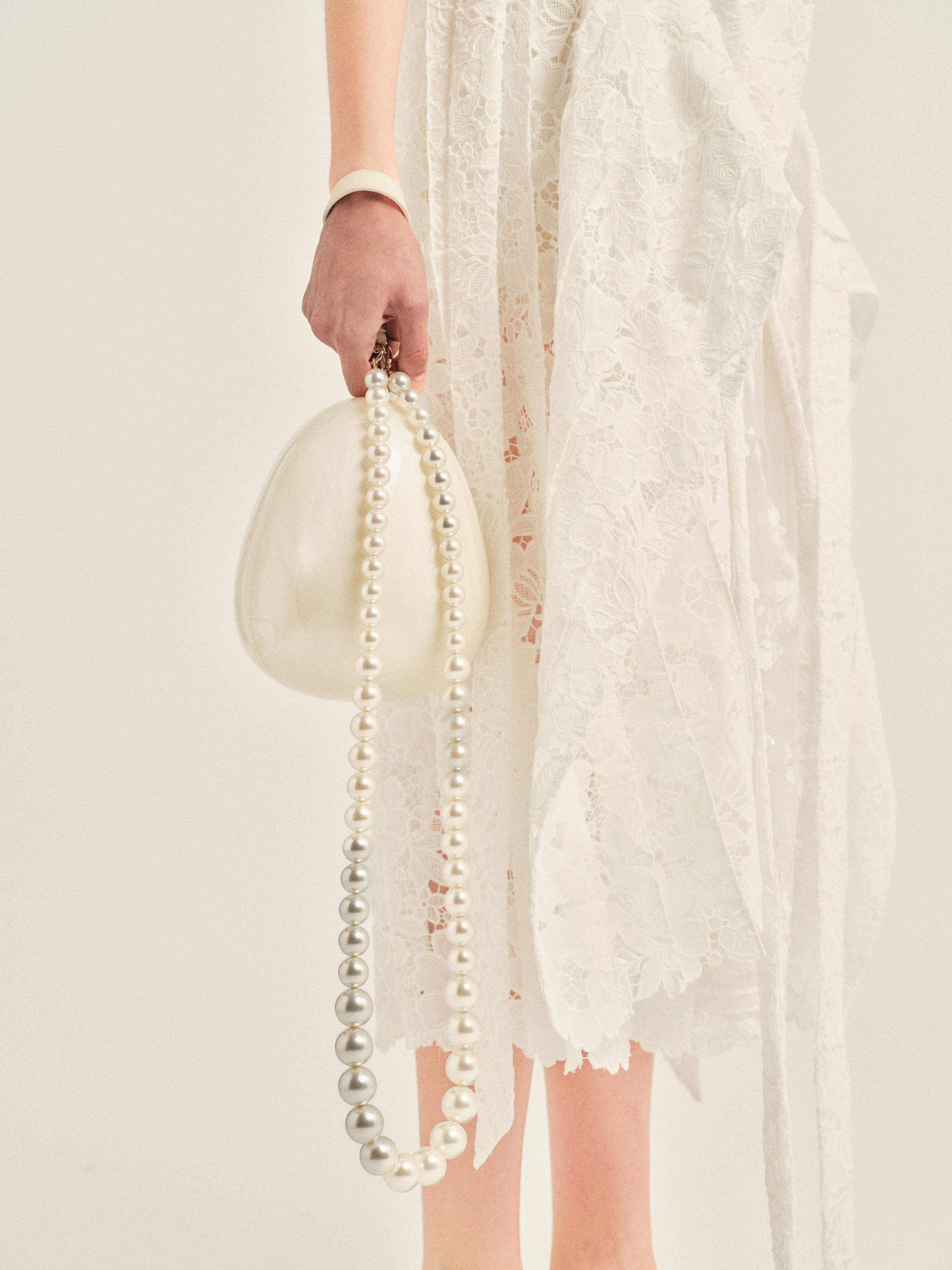 Simone rochaエッグバッグ Large Pearl Egg Bag – Simone Rocha US