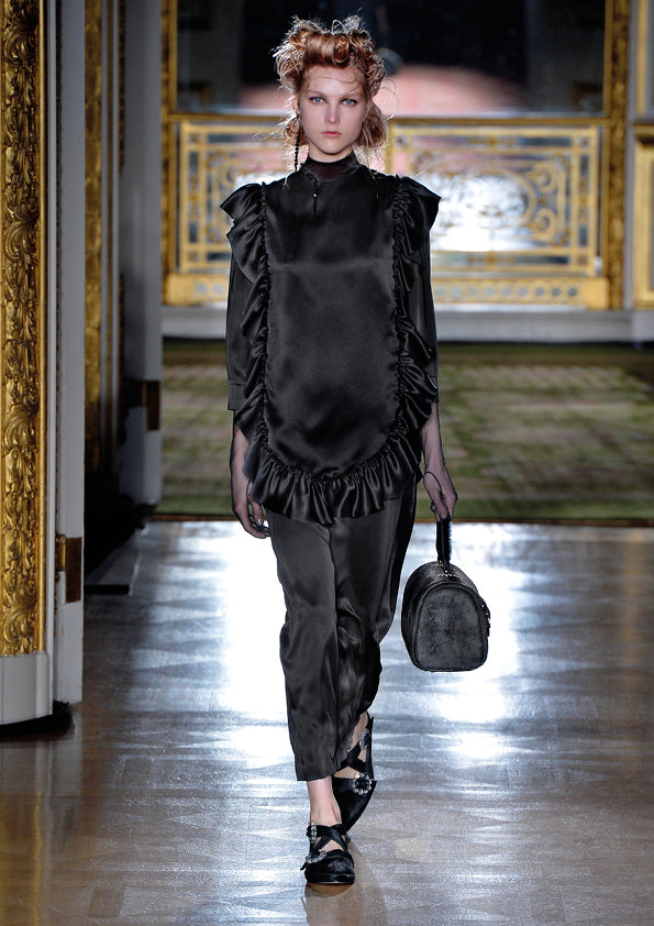 Autumn/Winter 2016 Collection Simone Rocha US Autumn/Winter 2016 Collection Simone Rocha US