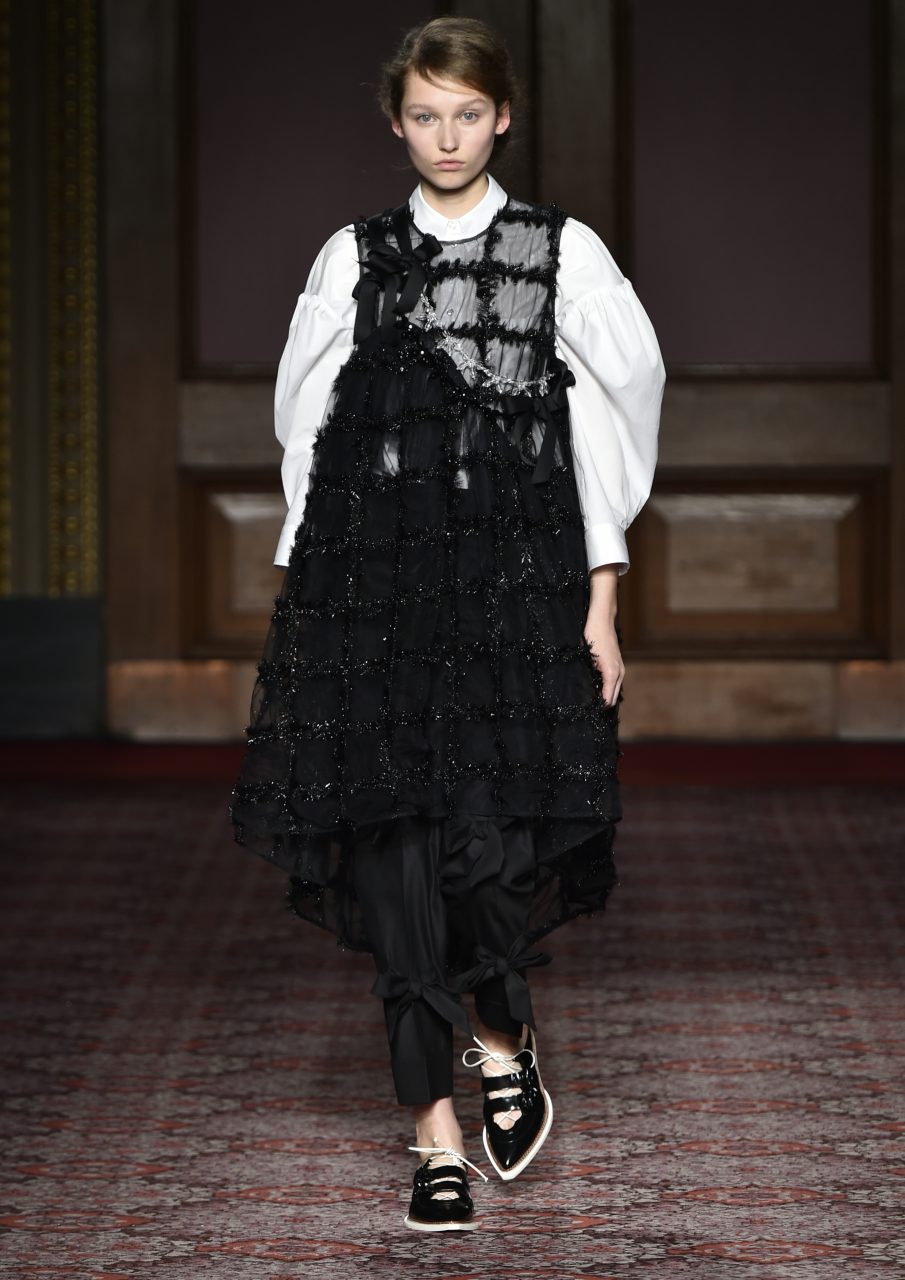Autumn/Winter 2018 Collection – Simone Rocha US