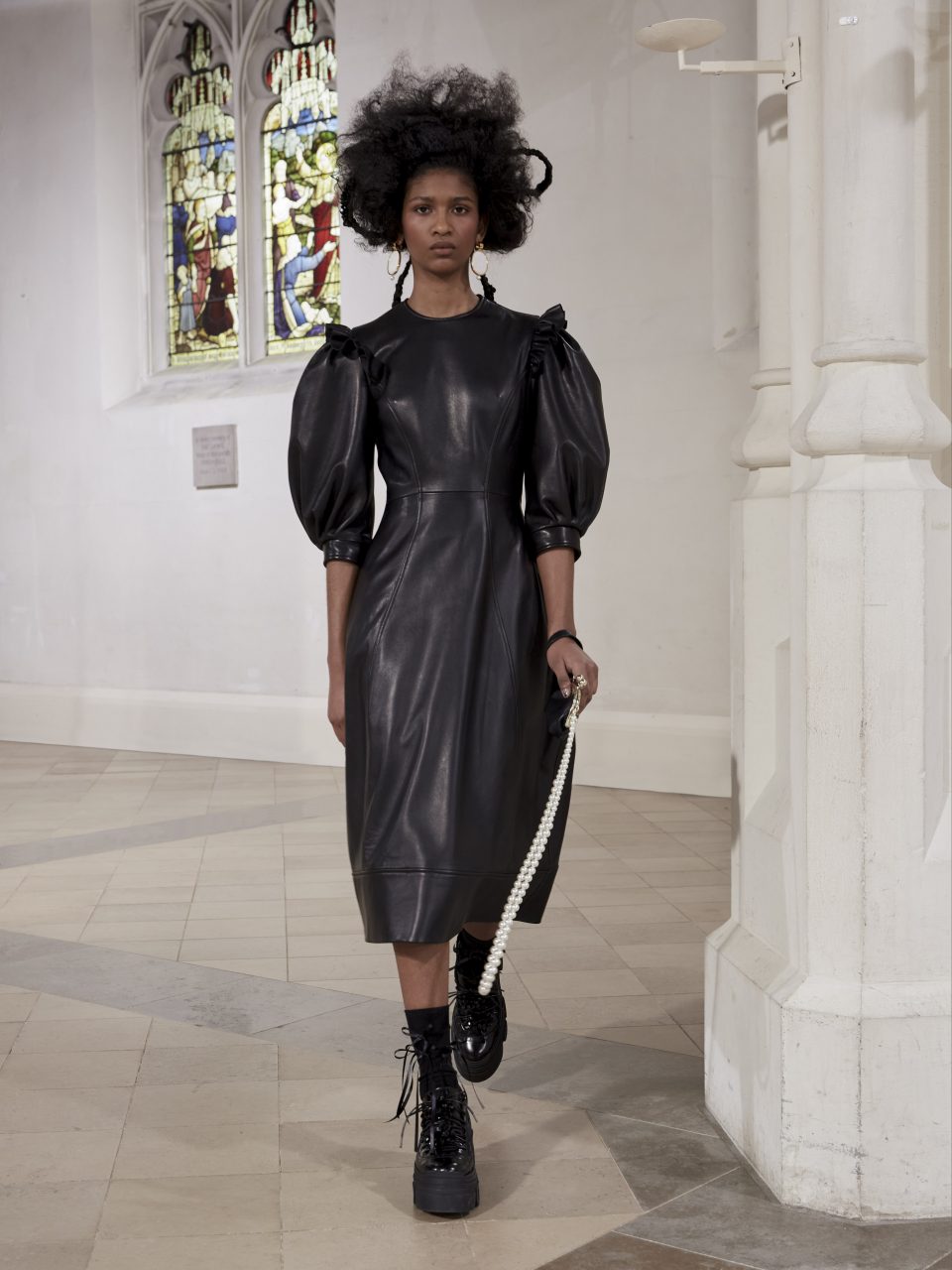 Autumn/Winter 2021 Collection Simone Rocha US Autumn/Winter 2021 Collection Simone Rocha US