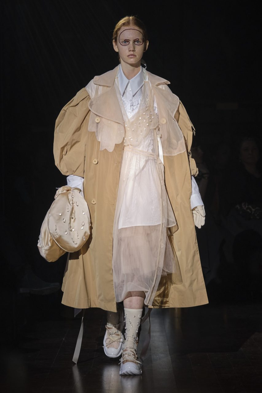 Autumn/Winter 2022 Collection – Simone Rocha US