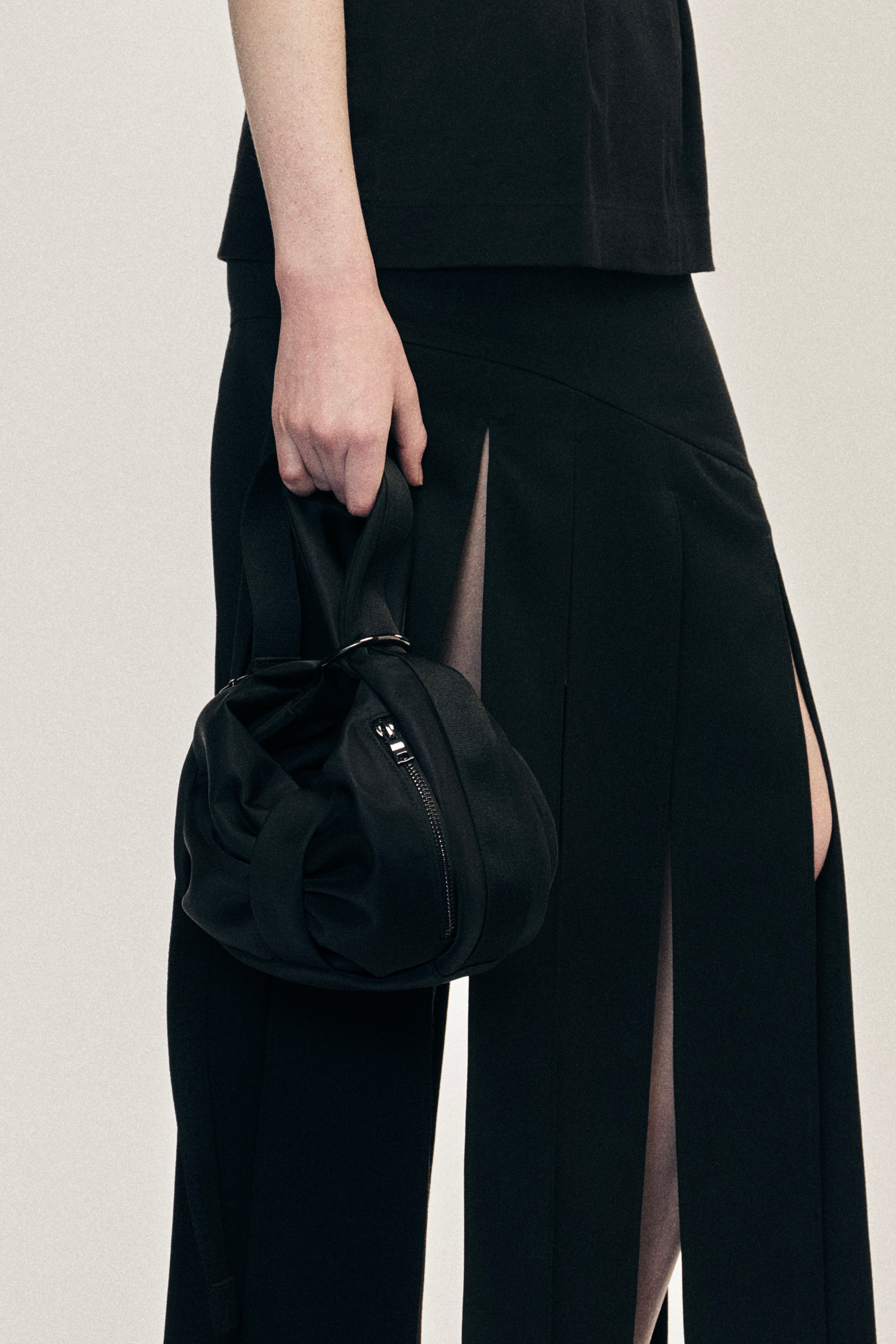 【関税込み】Mini Sling Bow Shoulder Bag - Simone Rocha - Nyl Mini Sling Bow Bag – Simone Rocha US