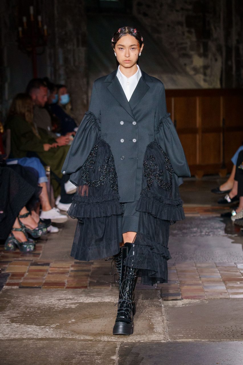 Spring/Summer 2022 Collection – Simone Rocha US Spring/Summer 2022 Collection – Simone Rocha US
